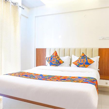 Fabhotel Majestic Luxurious - Nr Rajaram Bhiku Pathare Stadium ปูเน่ ภายนอก รูปภาพ
