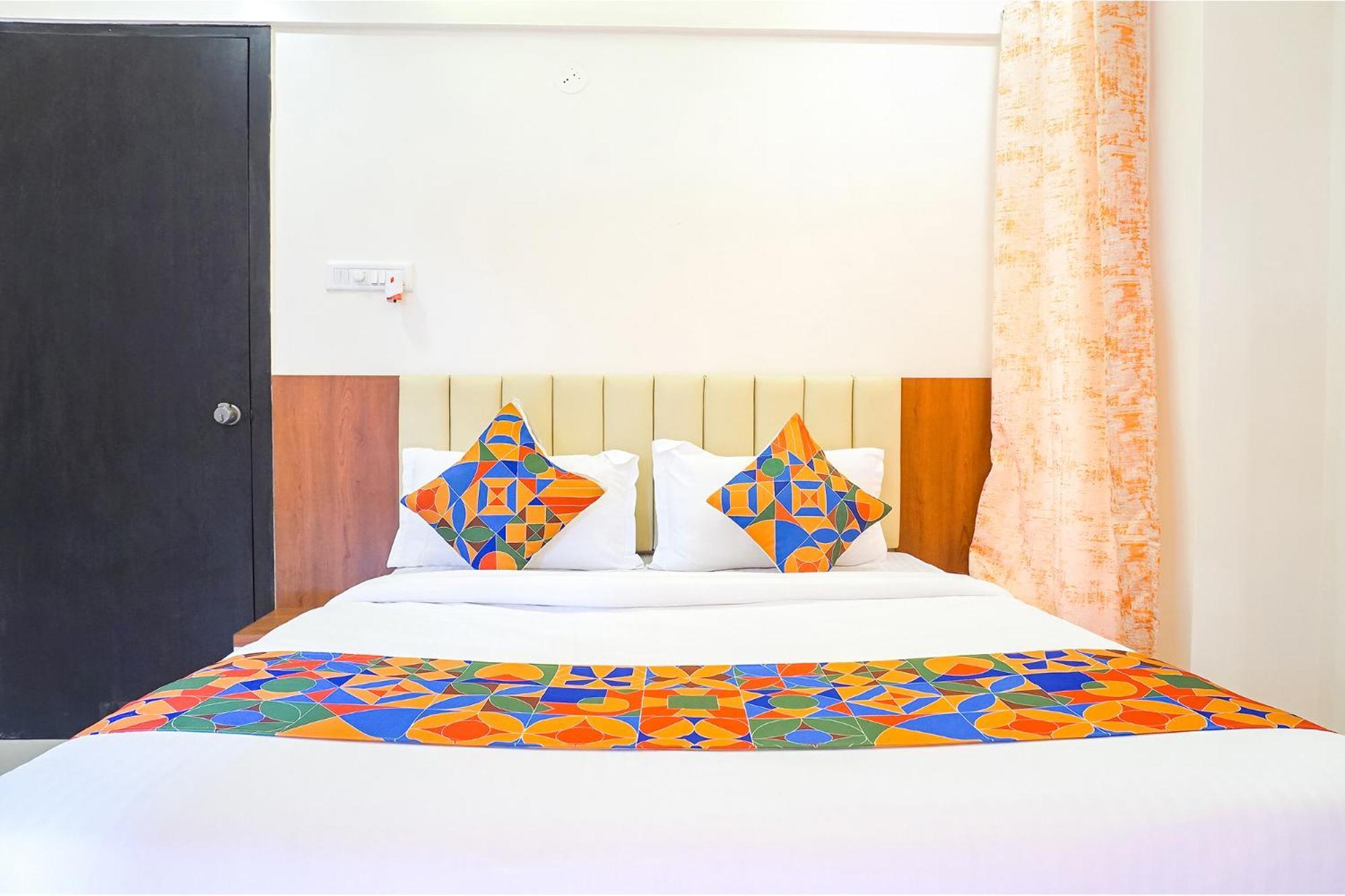 Fabhotel Majestic Luxurious - Nr Rajaram Bhiku Pathare Stadium ปูเน่ ภายนอก รูปภาพ