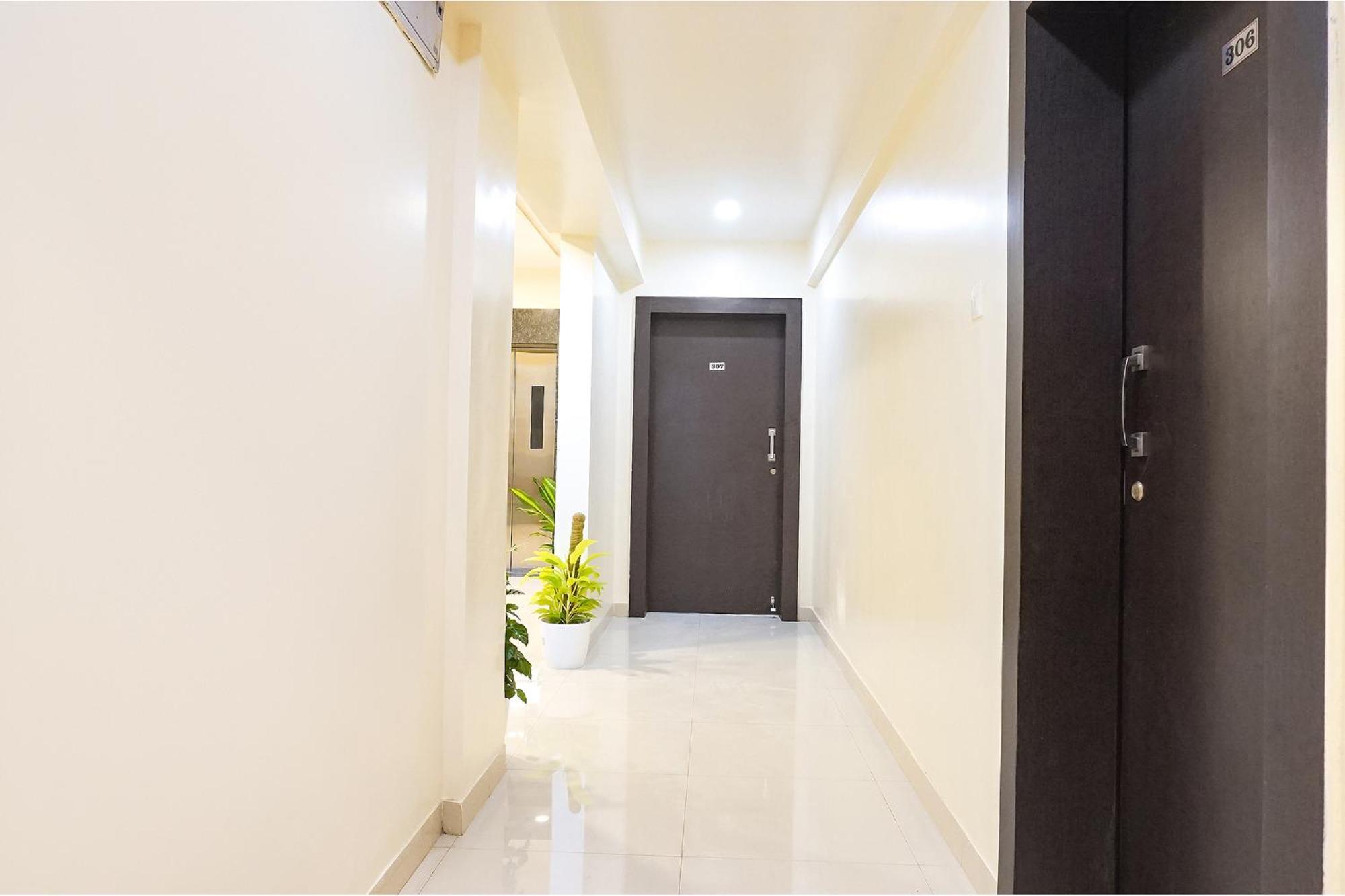 Fabhotel Majestic Luxurious - Nr Rajaram Bhiku Pathare Stadium ปูเน่ ภายนอก รูปภาพ