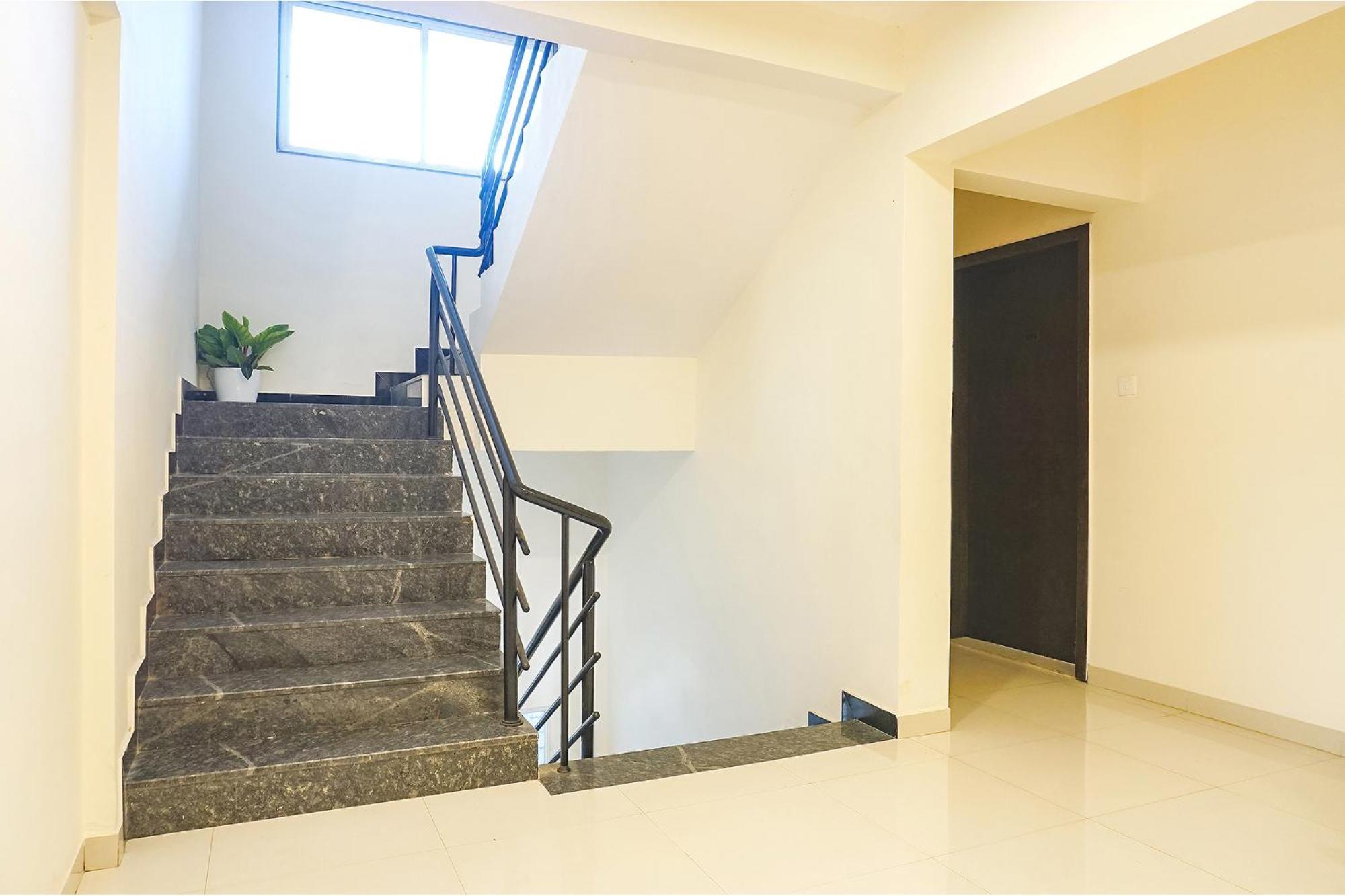 Fabhotel Majestic Luxurious - Nr Rajaram Bhiku Pathare Stadium ปูเน่ ภายนอก รูปภาพ