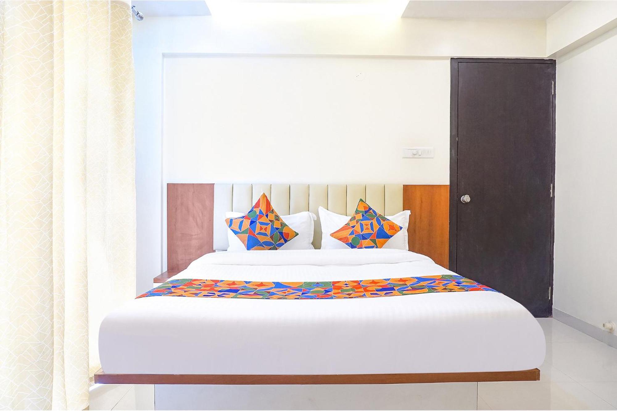 Fabhotel Majestic Luxurious - Nr Rajaram Bhiku Pathare Stadium ปูเน่ ภายนอก รูปภาพ